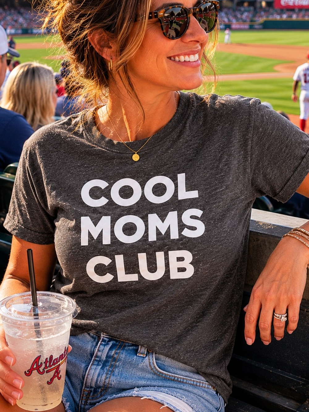 Old Navy Cool Moms Club Graphic Tee Dark Gray Size Medium Casual Mom Shirt